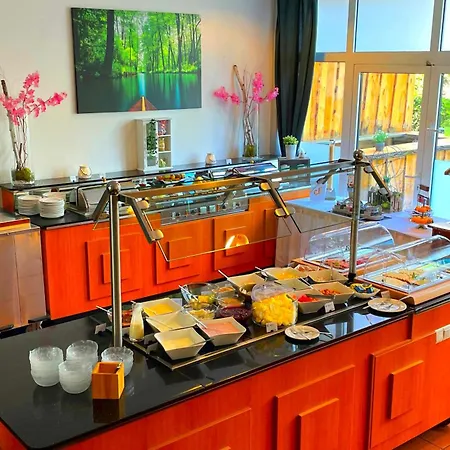 ホテル ベスト ウェスタン シュプレーヴァルト リュベナウ